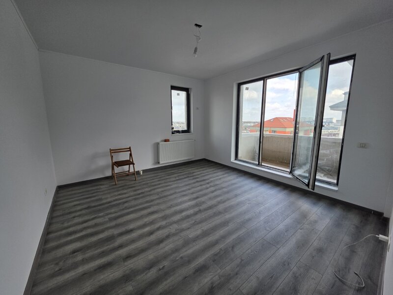 Chiajna, pe strada Ilie Petre, centrala, balcon